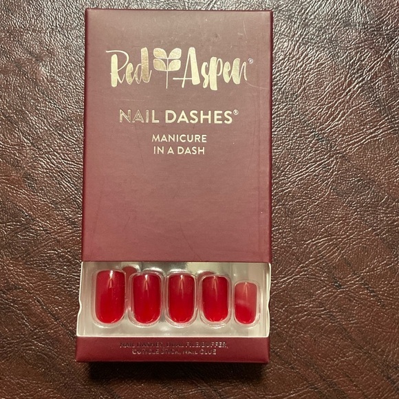 Red Aspen Other - Red Aspen Nail Dash - Pamela Jo’s Poinsettia - NEW IN BOX